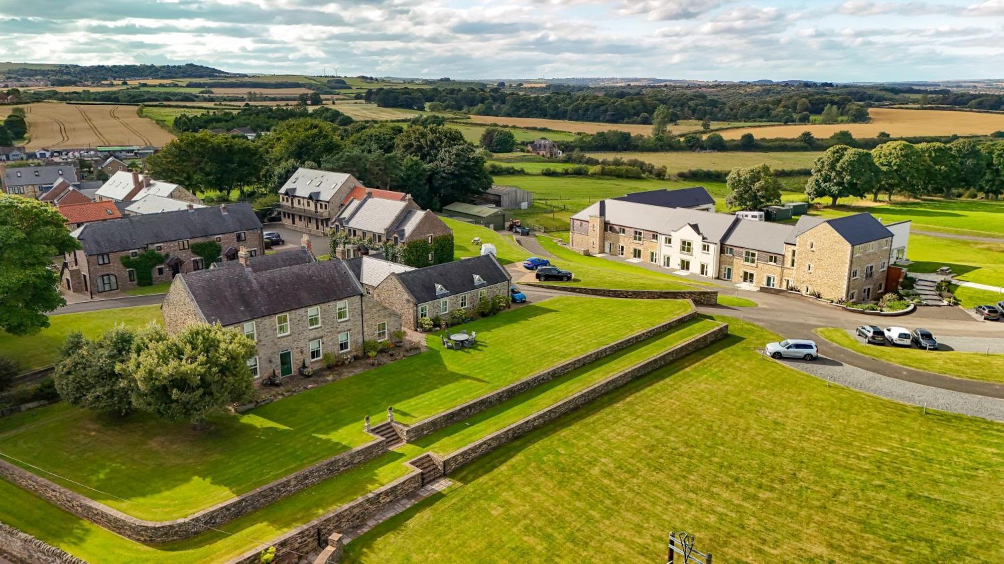 Plawsworth Hall Serviced Cottages And Apartments Durham Eksteriør billede