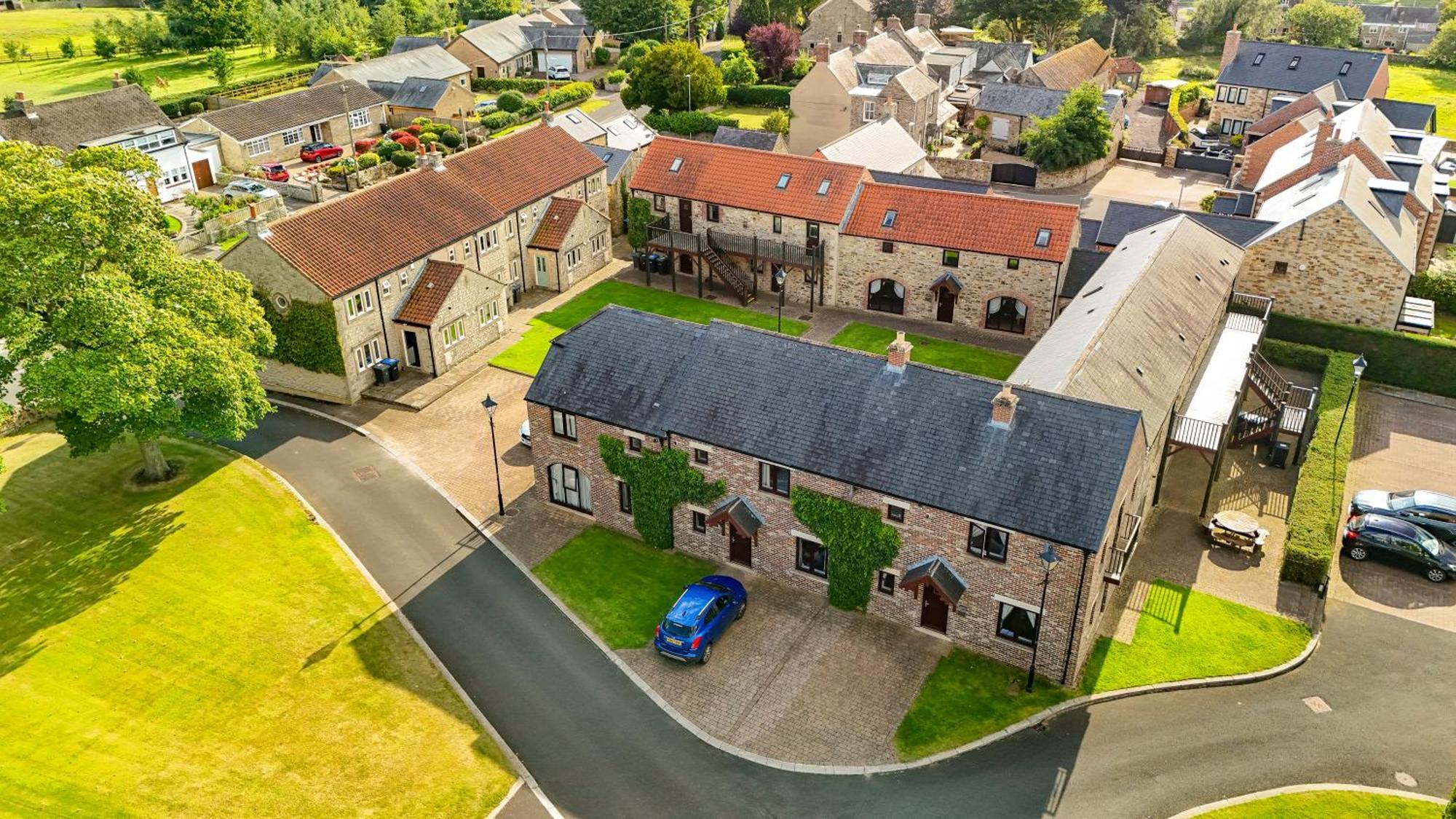 Plawsworth Hall Serviced Cottages And Apartments Durham Eksteriør billede