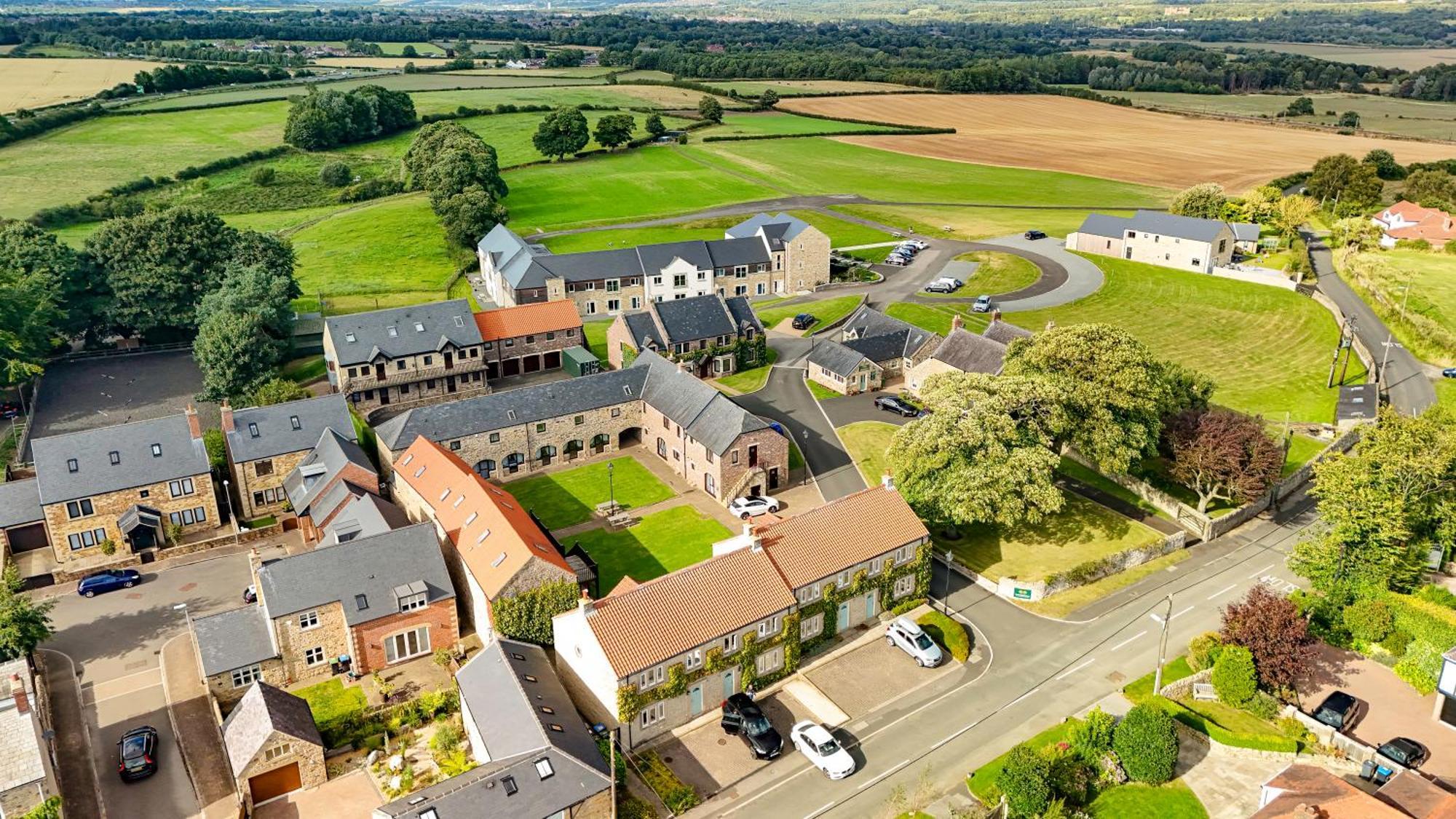 Plawsworth Hall Serviced Cottages And Apartments Durham Eksteriør billede